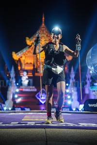 BIB: 352
                            <button type="button" onclick="openModal(22646918)" class="btn btn-primary btn-sm float-right btn-popup" data-toggle="modal" data-target=".modal-high-quality">
                        <i class="fas fa-shopping-cart"></i> Add to Cart
                    </button>
                                            <button type="button" onclick="isThisMe(22646918, true)" class="btn btn-success btn-sm float-right btn-popup btn-isme hidden" data-toggle="tooltip" data-placement="bottom" title="นี่คือรูปของคุณใช่ไหม คลิกที่นี่เพื่อเอาเข้าอัลบั้ม">
                        <i class="fas fa-plus"></i> Add to album
                    </button>
                    <button type="button" onclick="isThisMe(22646918, false)" class="btn btn-warning btn-sm float-right btn-popup btn-isnotme hidden">
                        <i class="fas fa-ban"></i> Remove from album
                    </button>